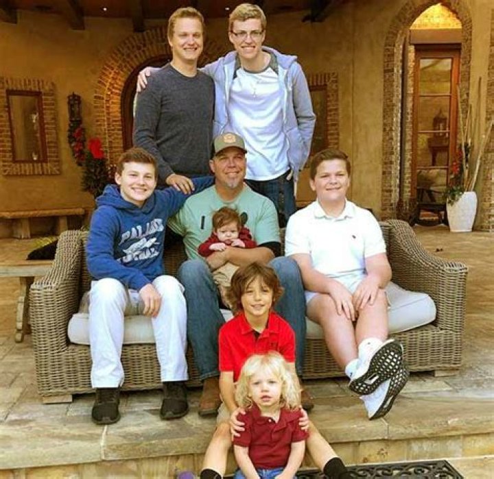 Who is Chipper Jones Wife? Their Children, Family, & his Wiki-Bio