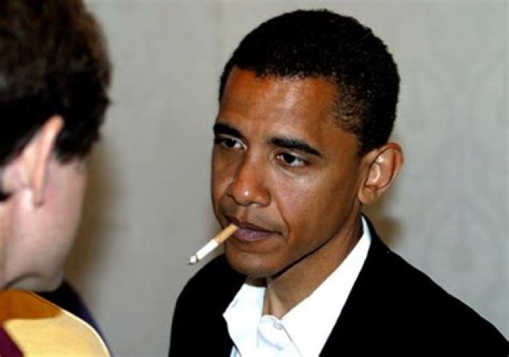 Does Barack Obama Smoke?