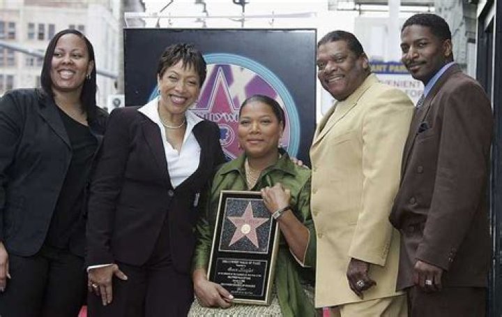 Does Queen Latifah Have Siblings?