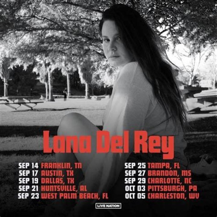 Lana Del Rey Announces Mini-Tour For This Fall