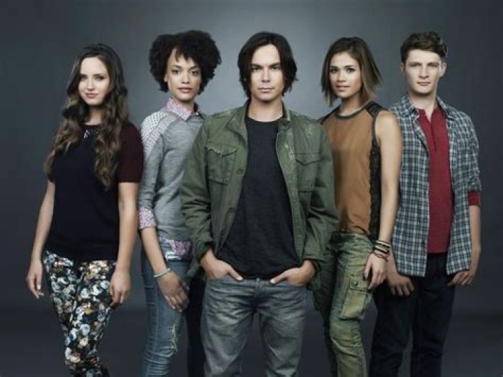 MERRITT PATTERSON, BRITNE OLDFORD, TYLER BLACKBURN – Celeb Secrets