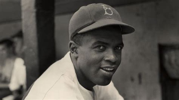 Where Did Jackie Robinson Grow Up?