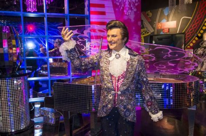 Who Did Liberace Leave His Money To? Net Worth Revealed